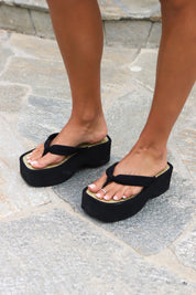 Black Vero Sandal