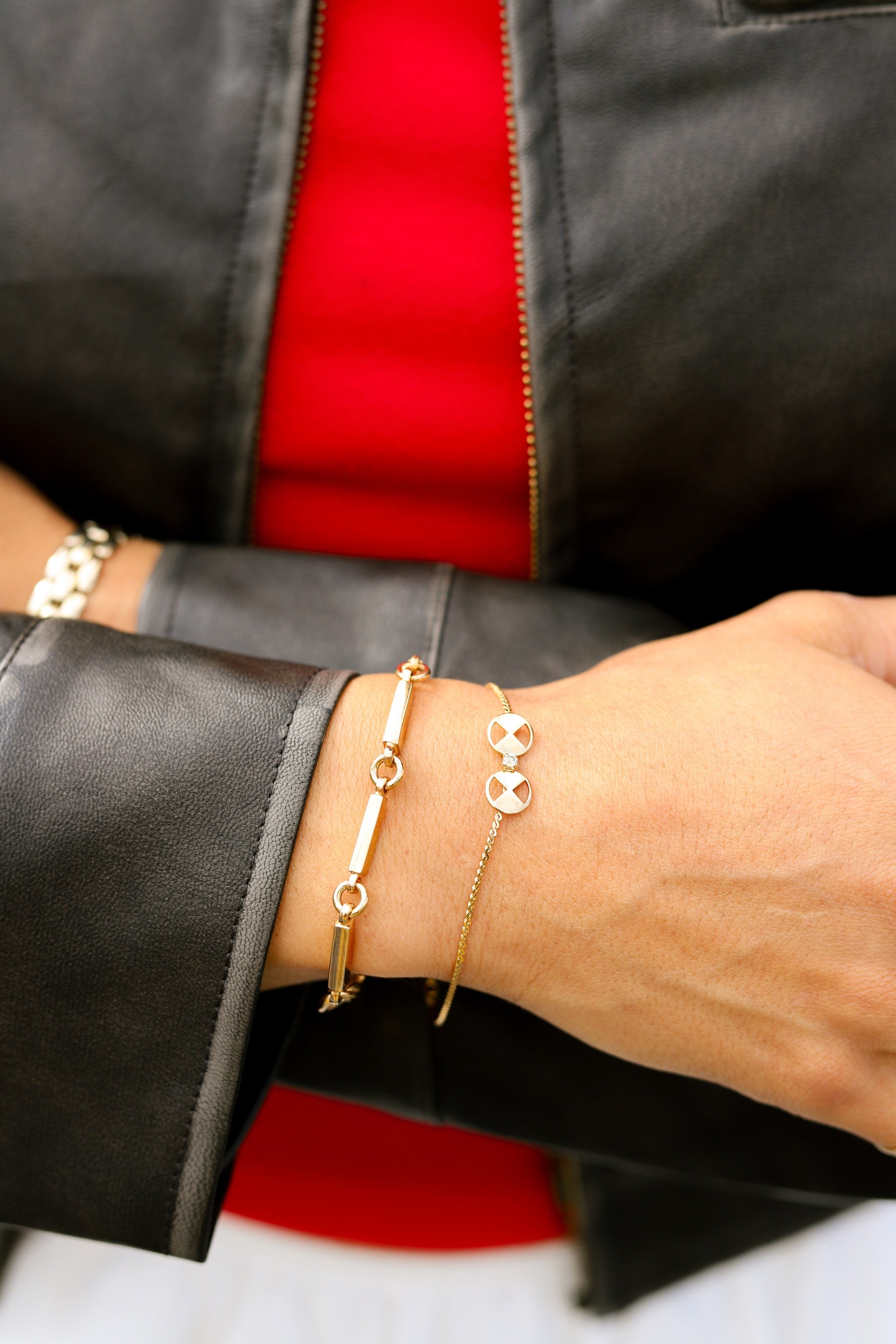 Gold Geometric Disc Bracelet