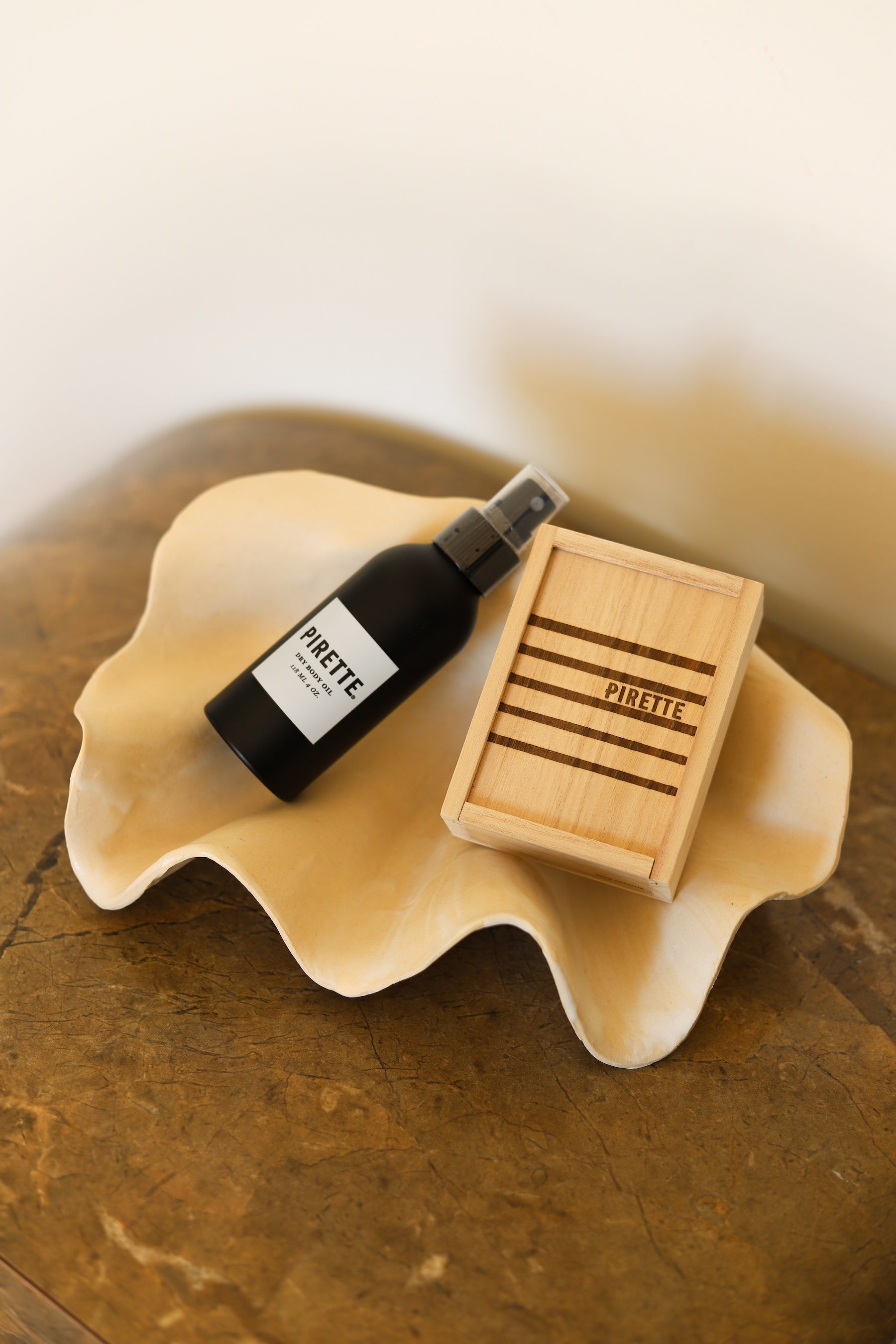 Venus Hand Sculpted Shell Bowl