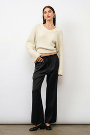 Black Silky Della Pant