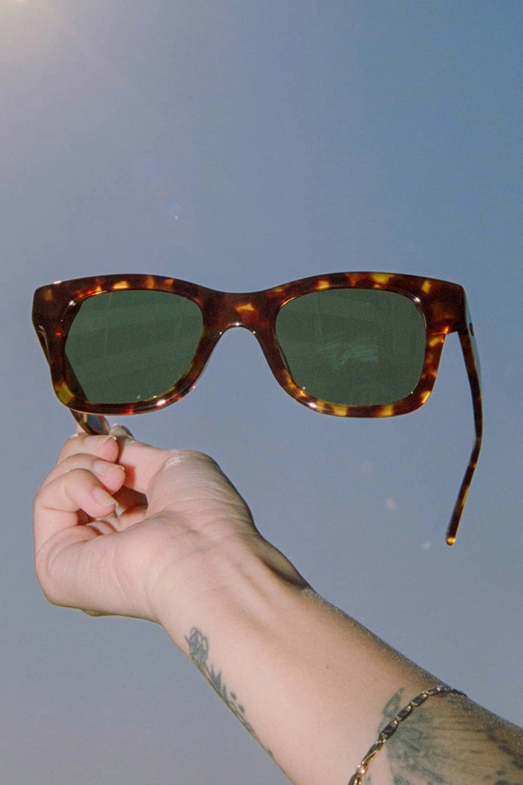 Tortoise Suntan Underground Sunglasses