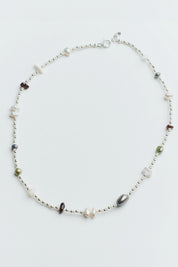 Neve Necklace