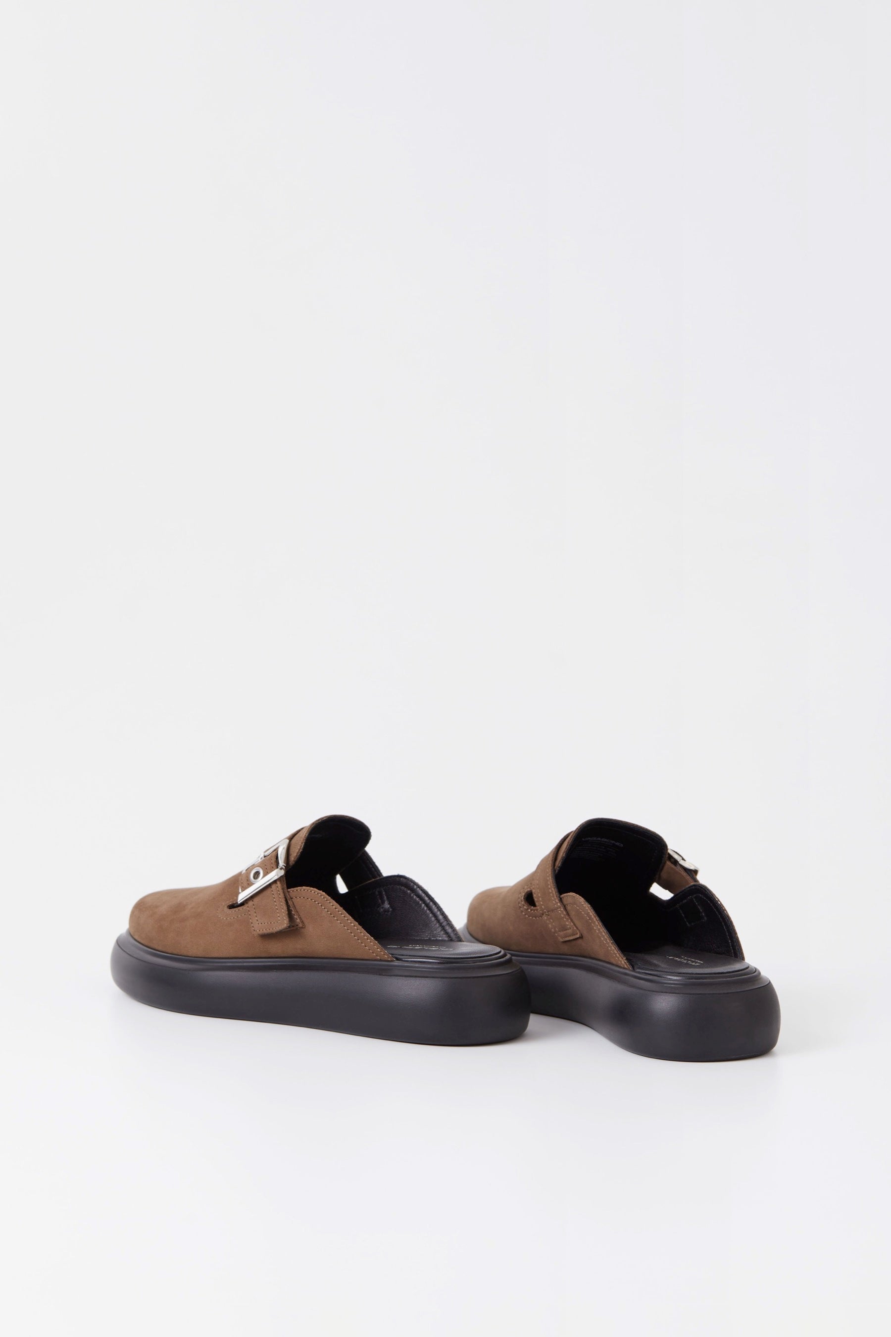 Mud Blenda Buckle Mule