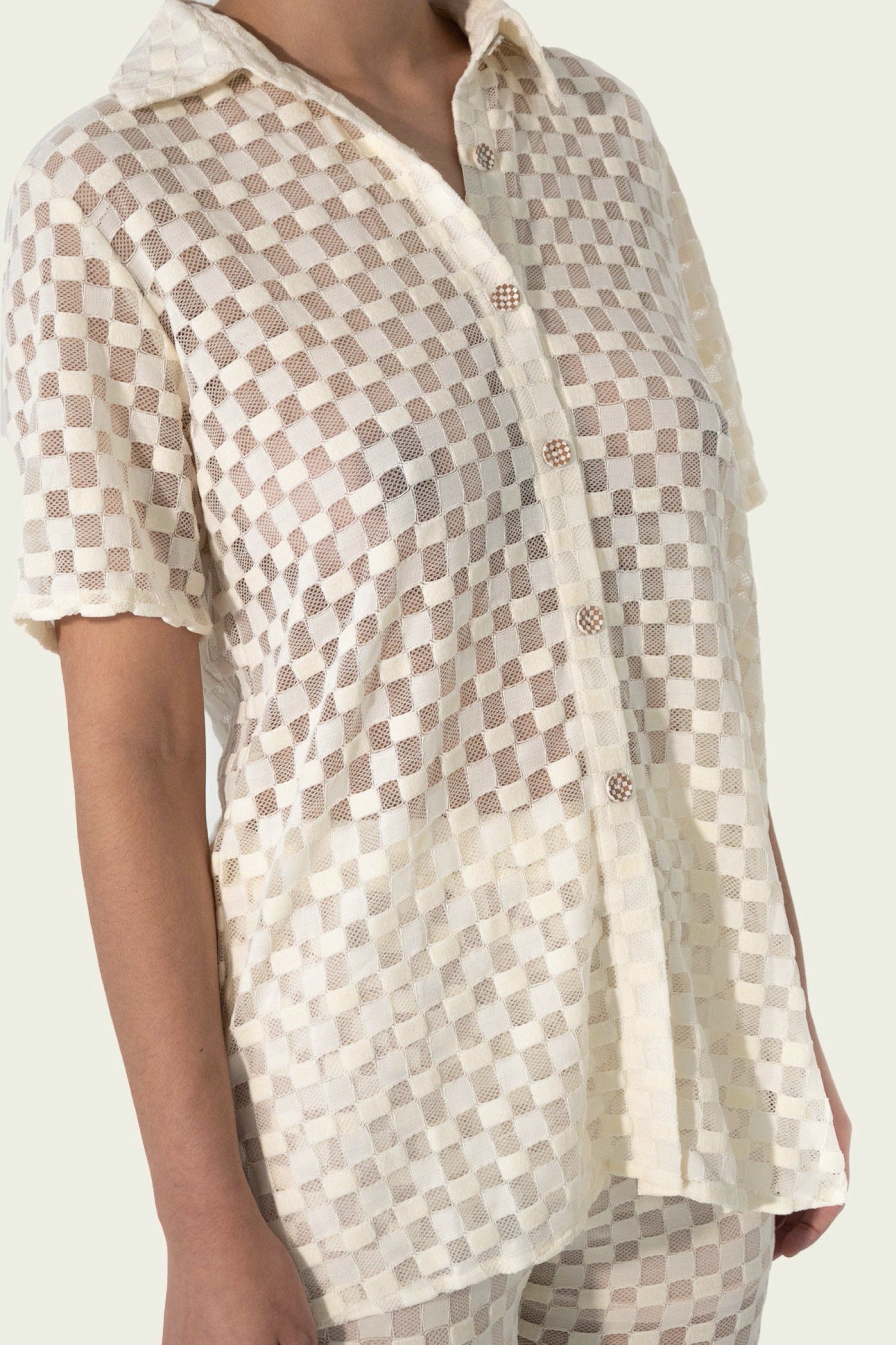 White Noise Harmony Button Down