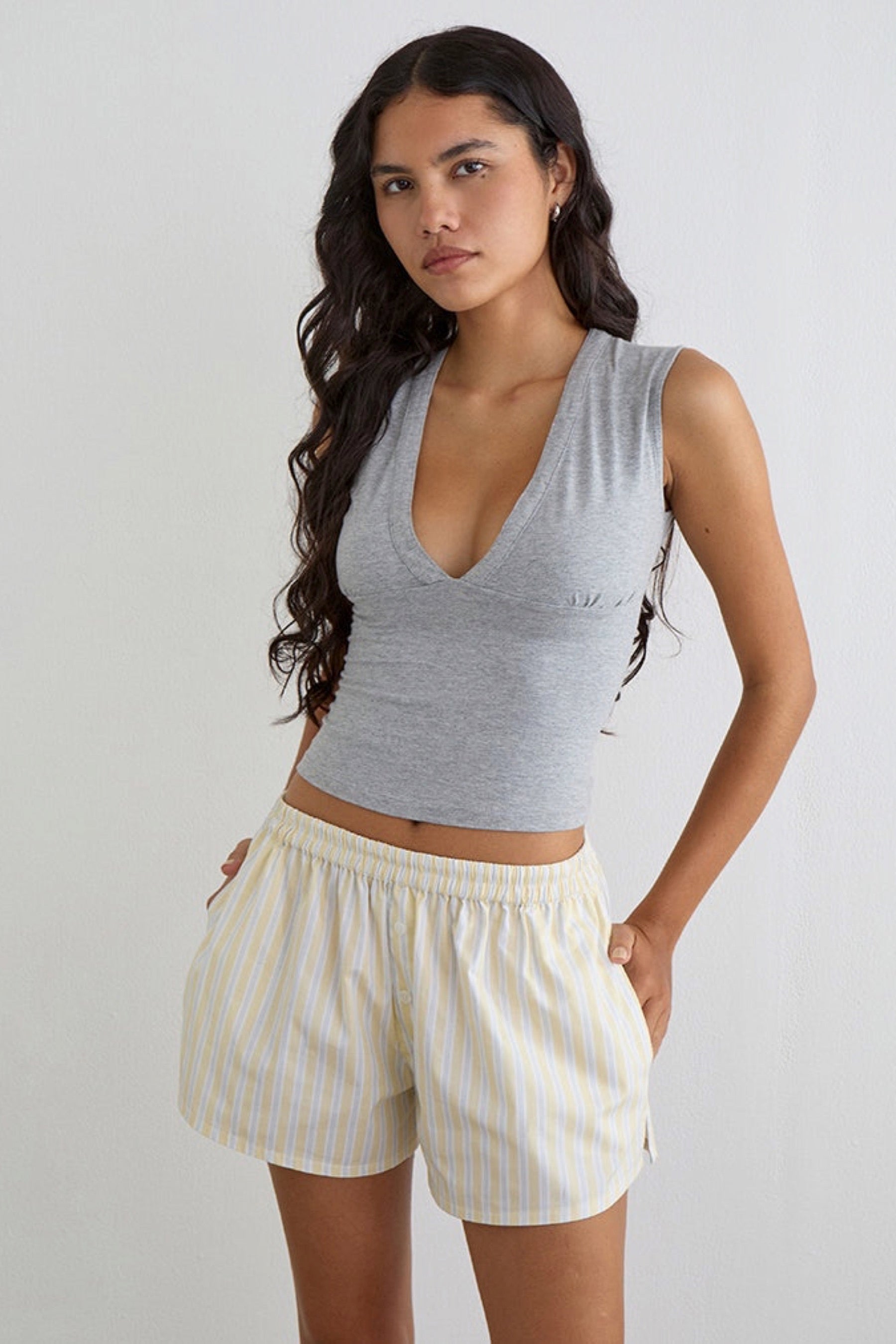 LABOXE-SHORT-CANDY-STRIPE-YELLOW-0426_28879d24-027e-43ad-a897-f4a305c77df8.jpg