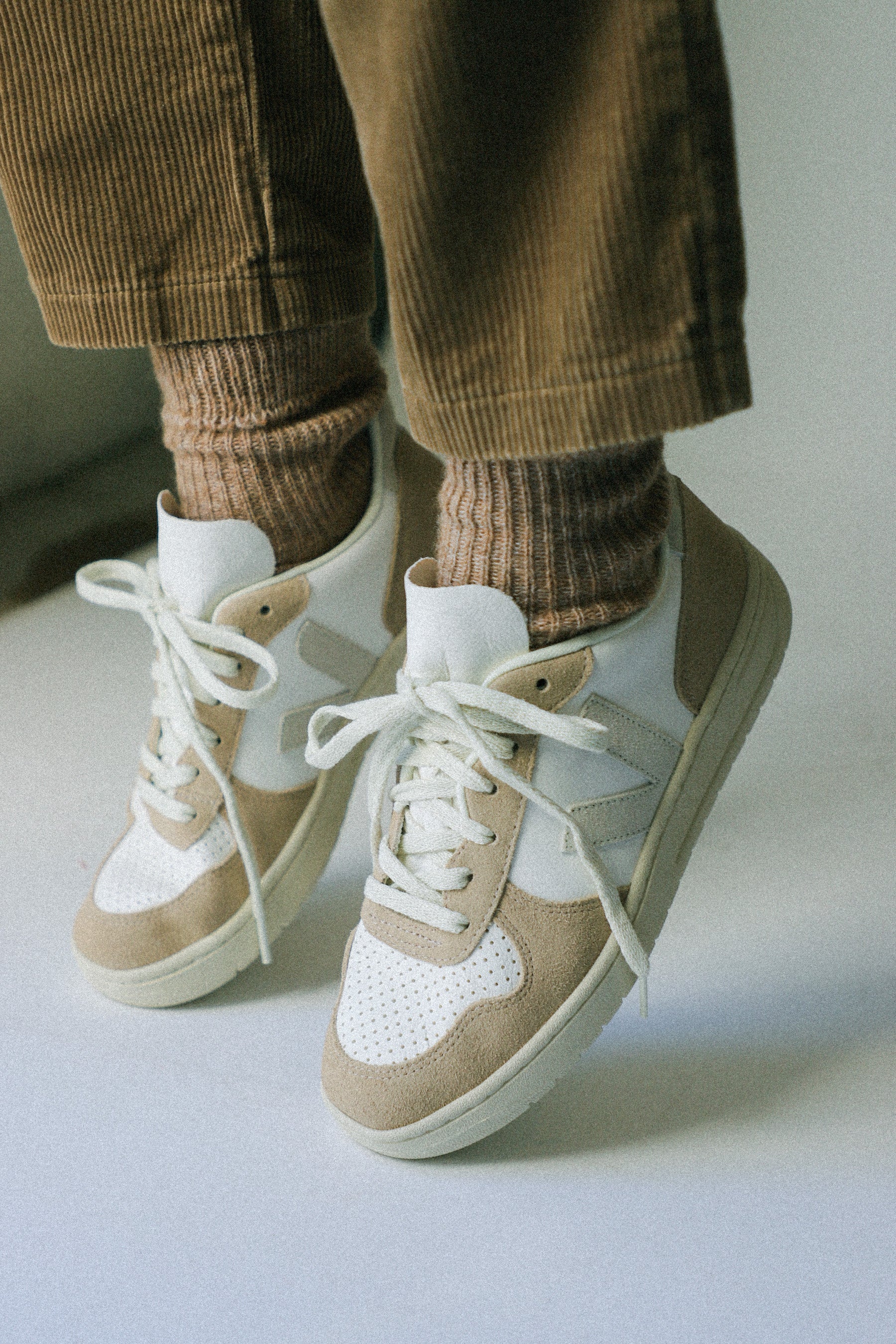 Sahara V-10 Sneaker