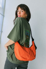 Nasturtium Medium Crescent Bag
