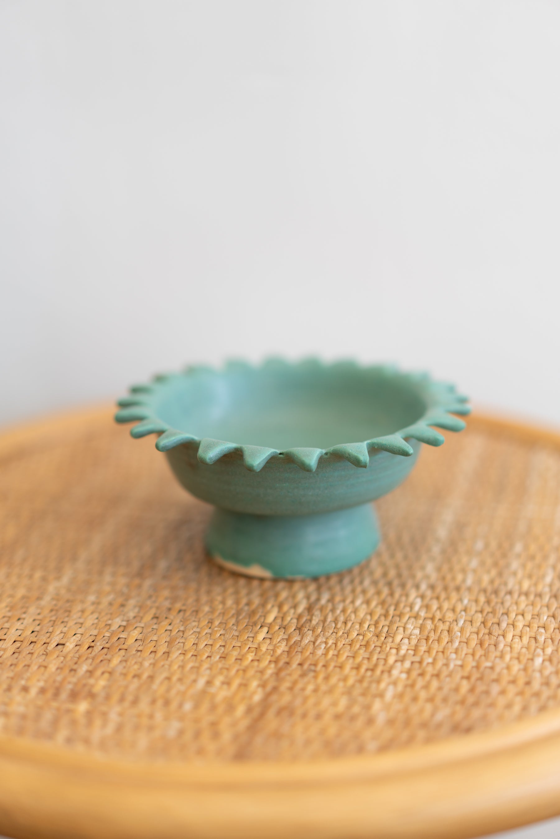 Patina Pedestal Sun Catch All