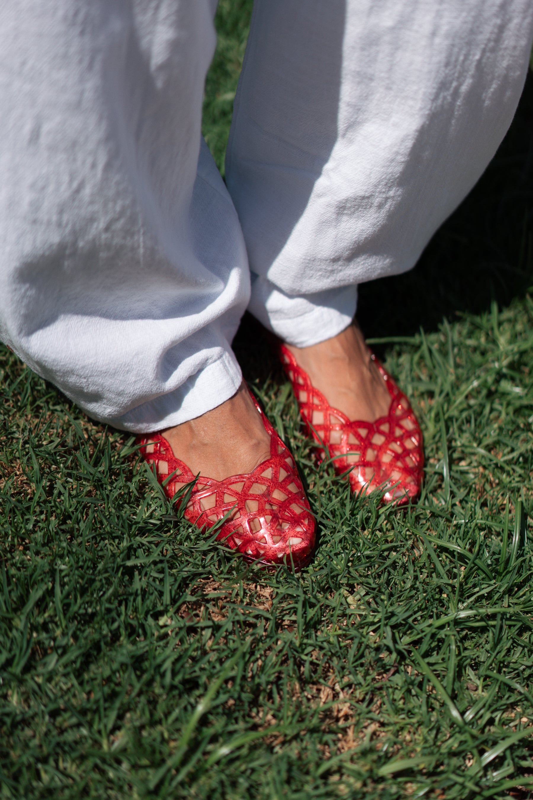 Cherry Glitter Jutam Flat