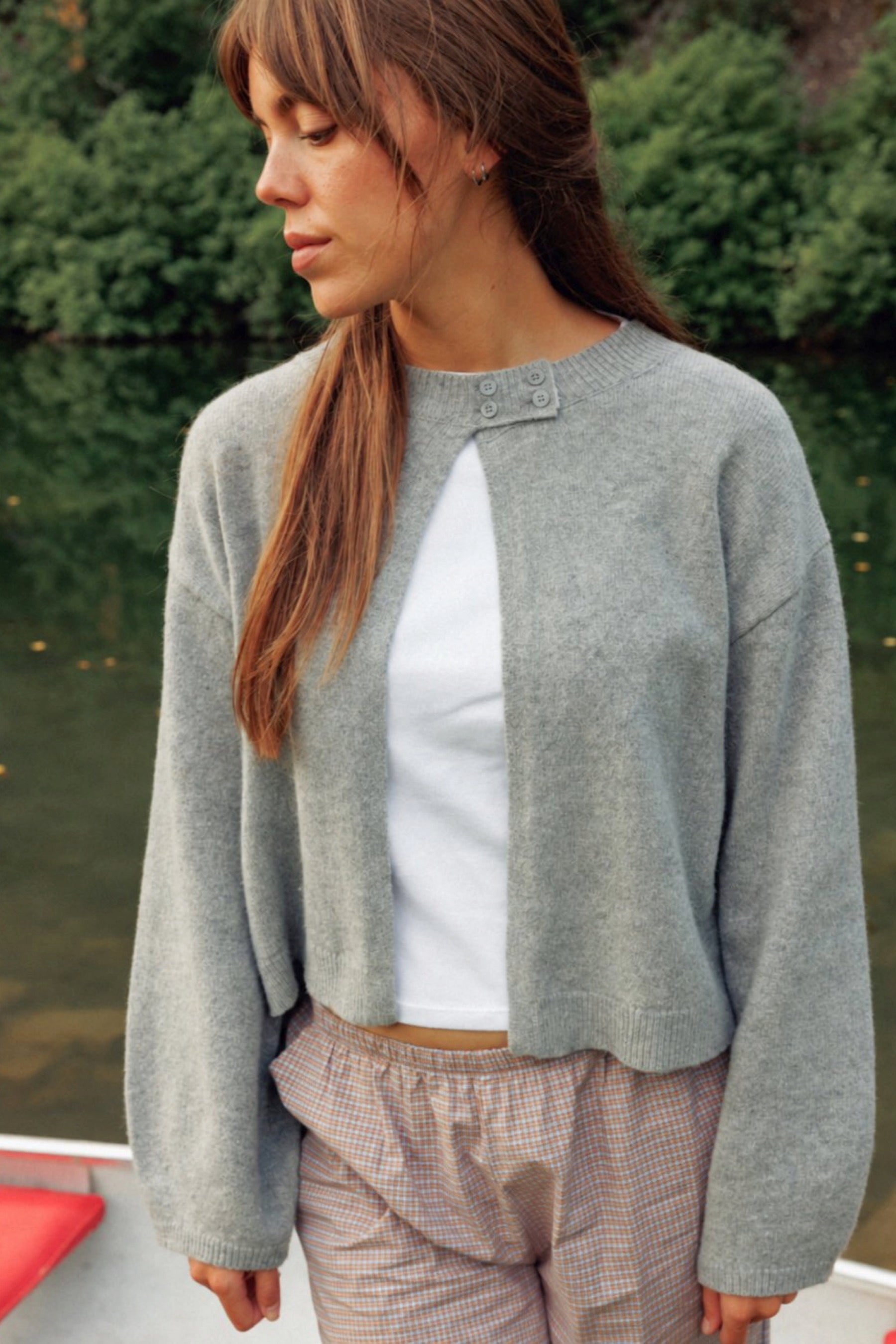 PaytonSweaterGrey-01_1216373d-1452-406f-aa49-53ab117292f3.jpg