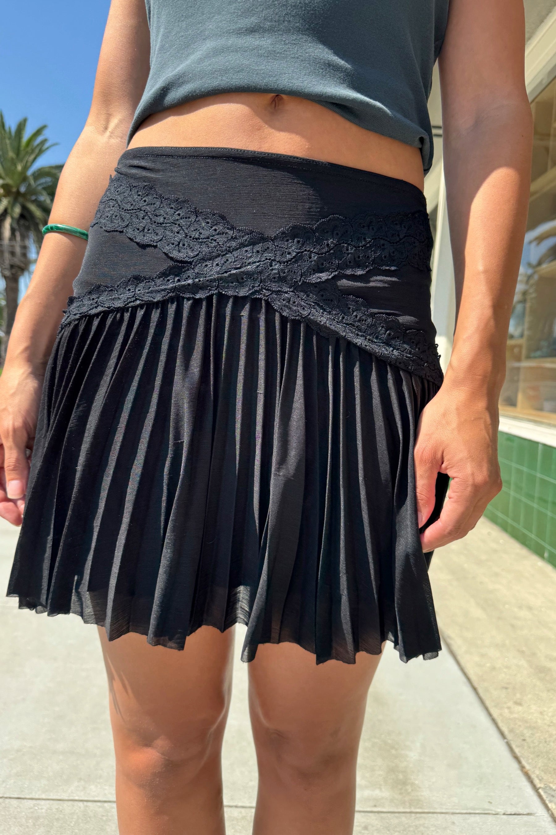 Morgan Black Pleated Skirt