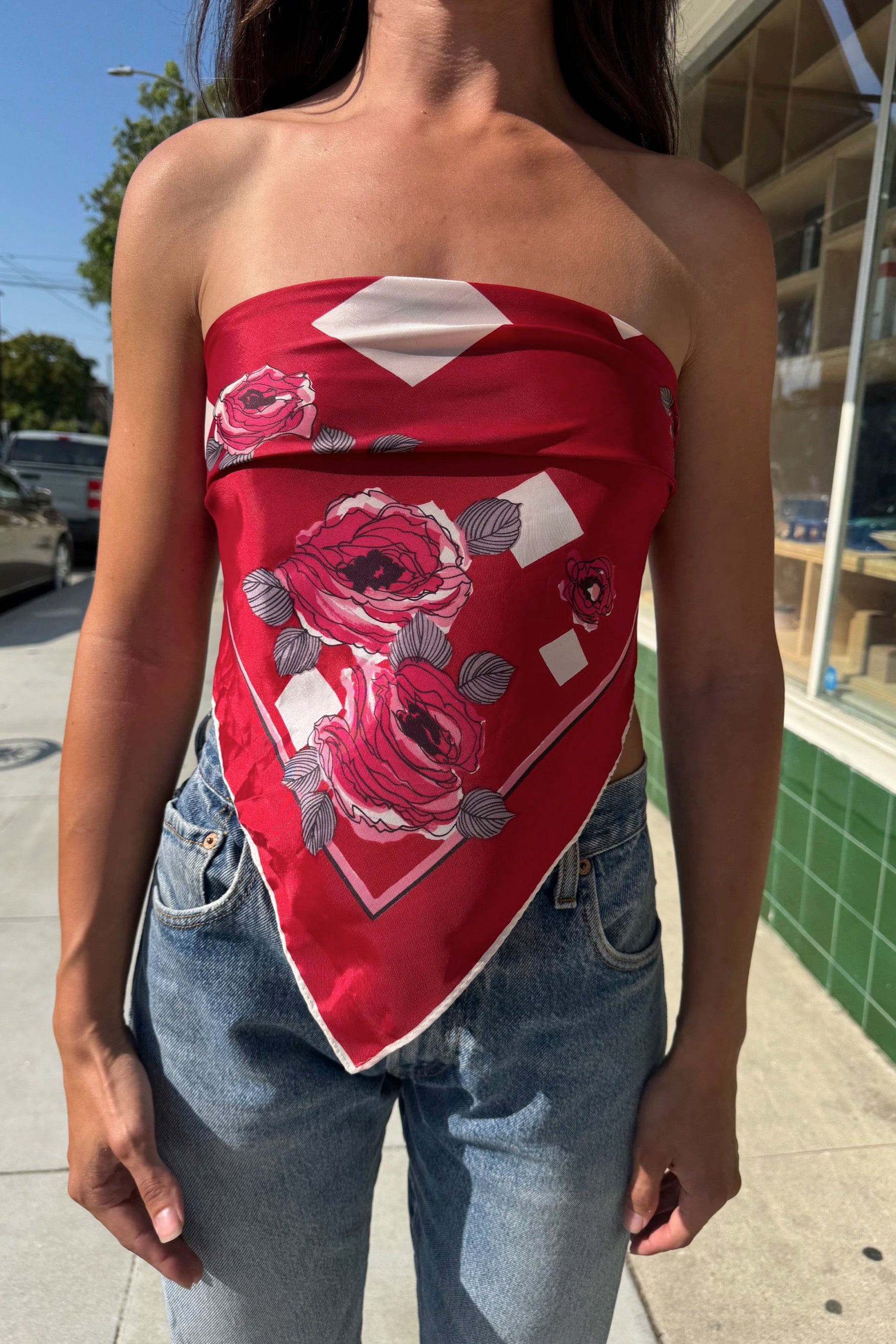 Red Roses Scarf