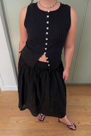 Black Tilly Vest