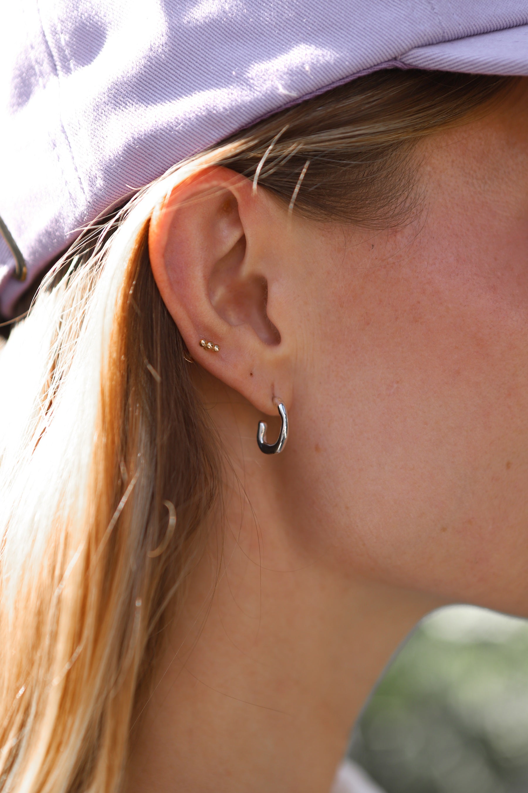 Silver Small Fluid Hoops