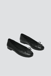 Black Leather Selma Flat