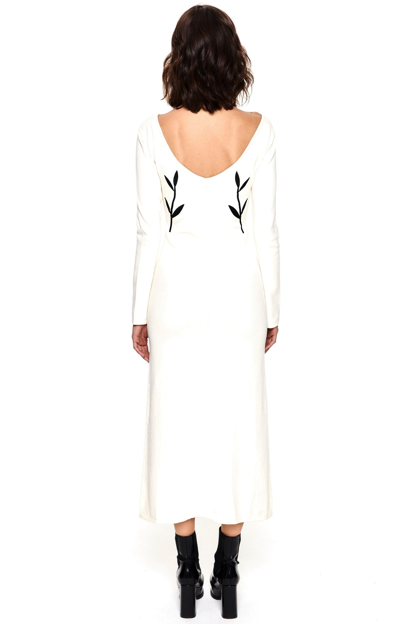 WHITEMAXI3.jpg