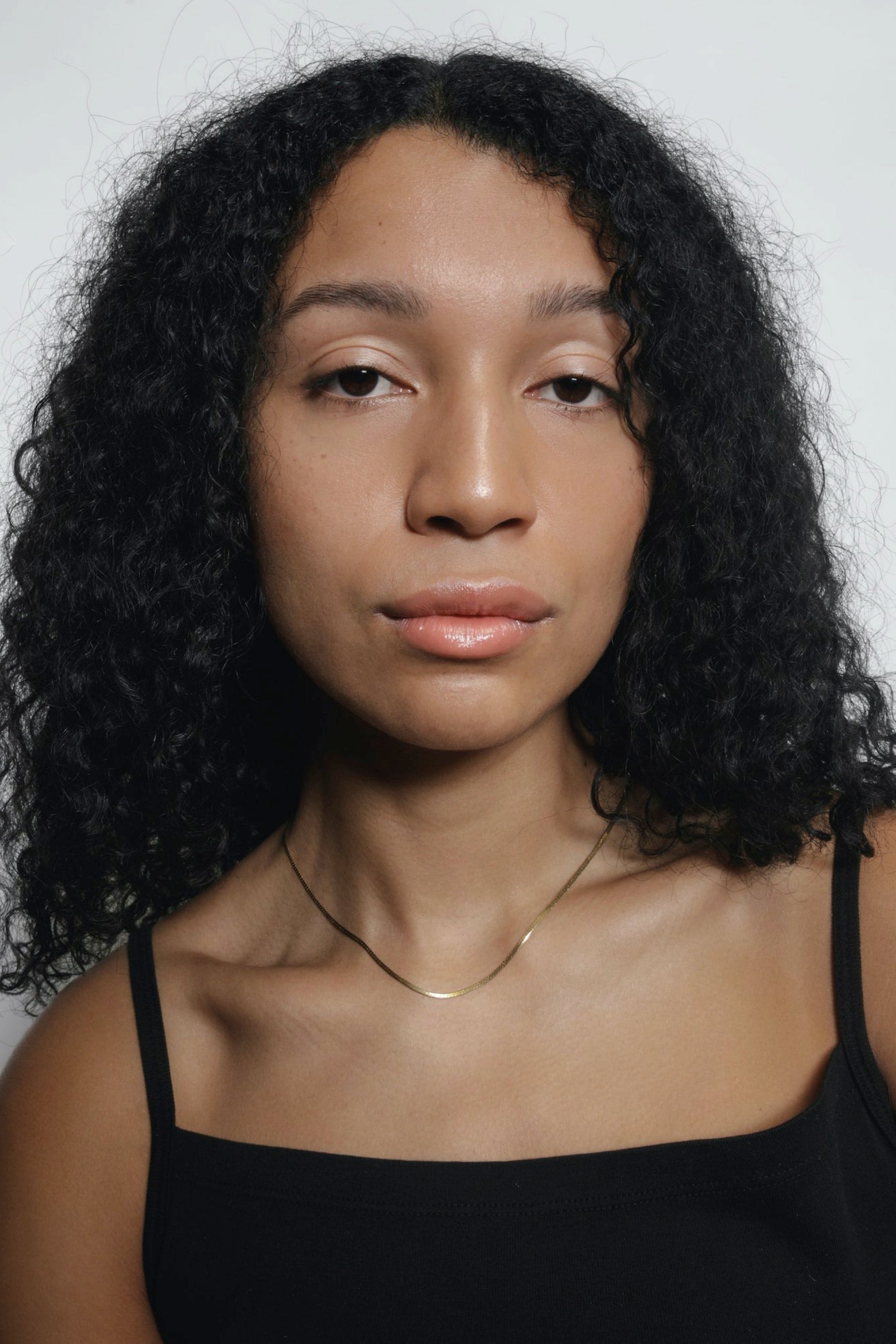 Gold Thin Herringbone Chain