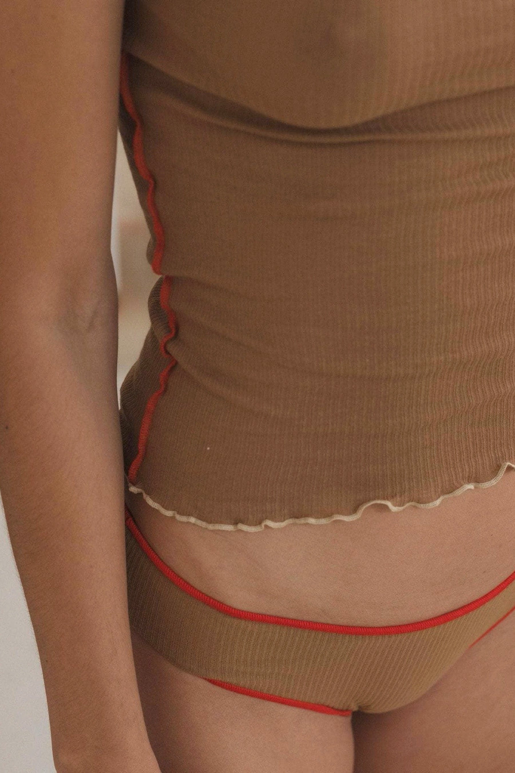 Alamillo Brown Vein Tee