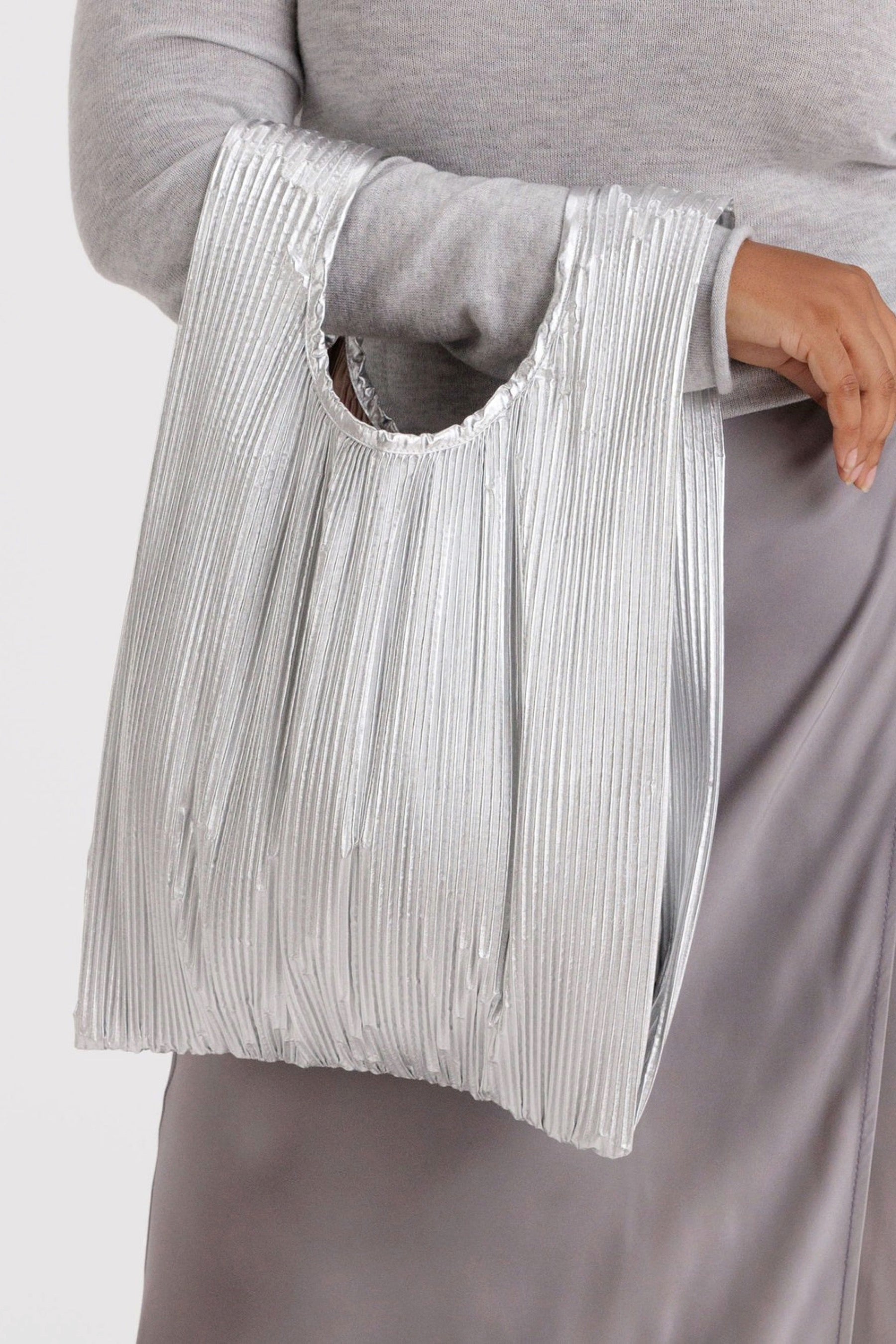 Chrome Metallic Pleated Baggu