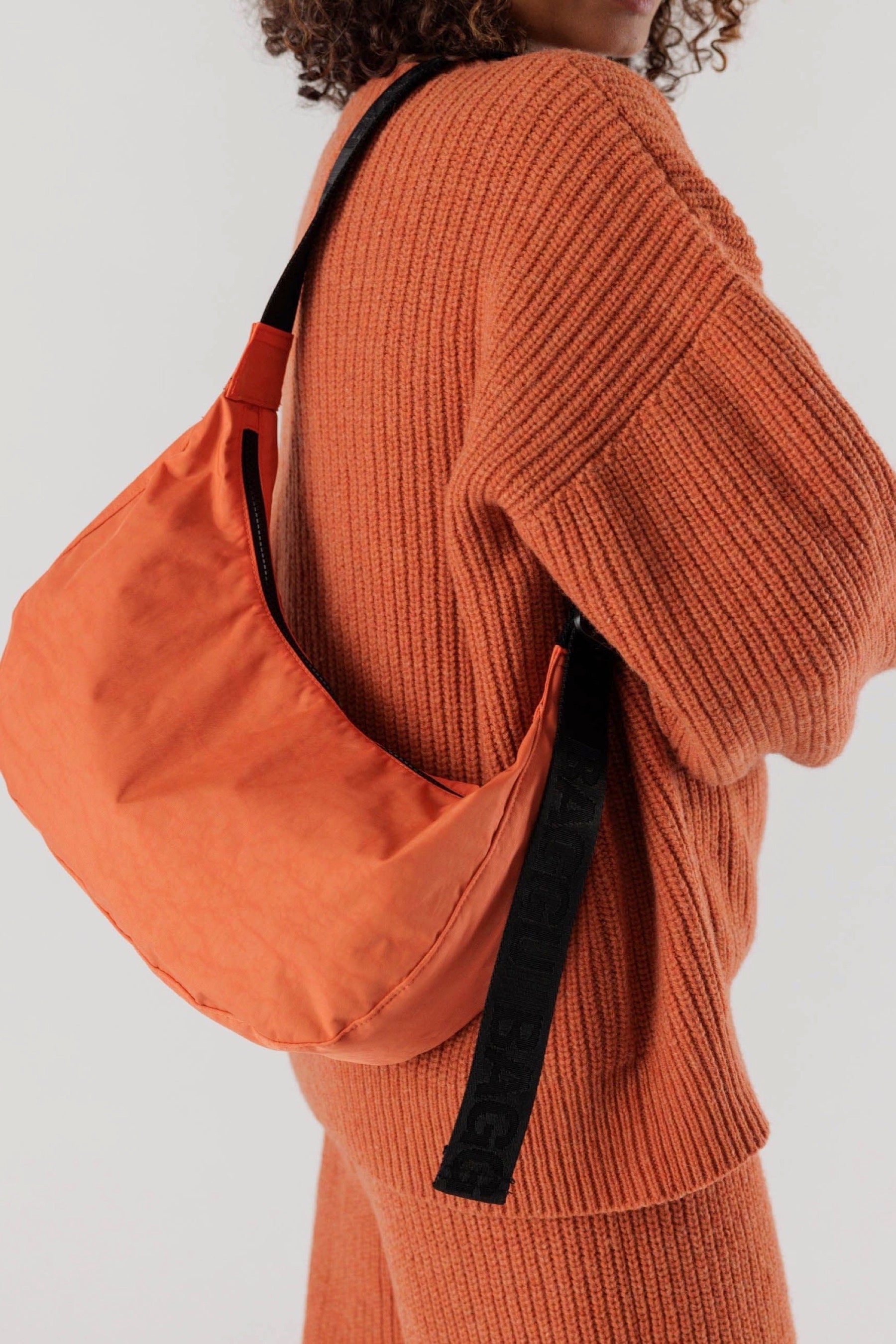 Nasturtium Medium Crescent Bag
