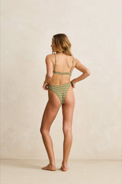 Vista Stripe High Cut Bottom