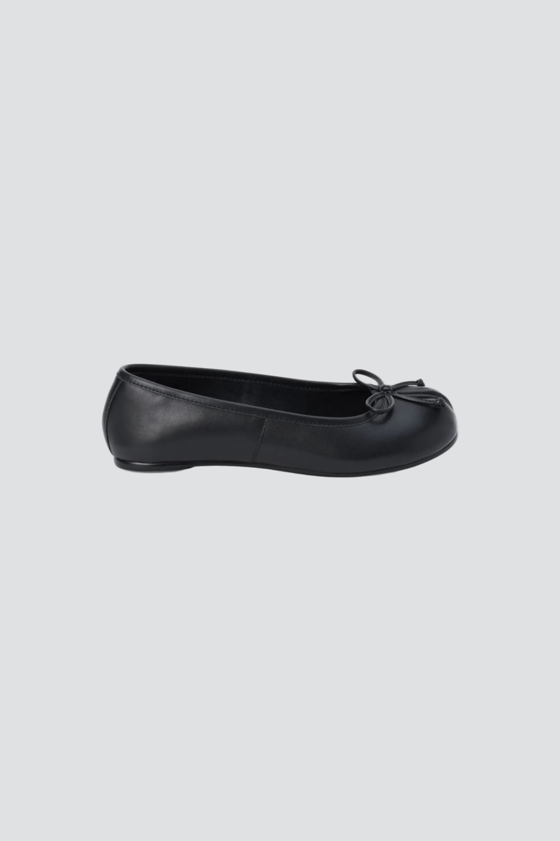 Black Mason Flat