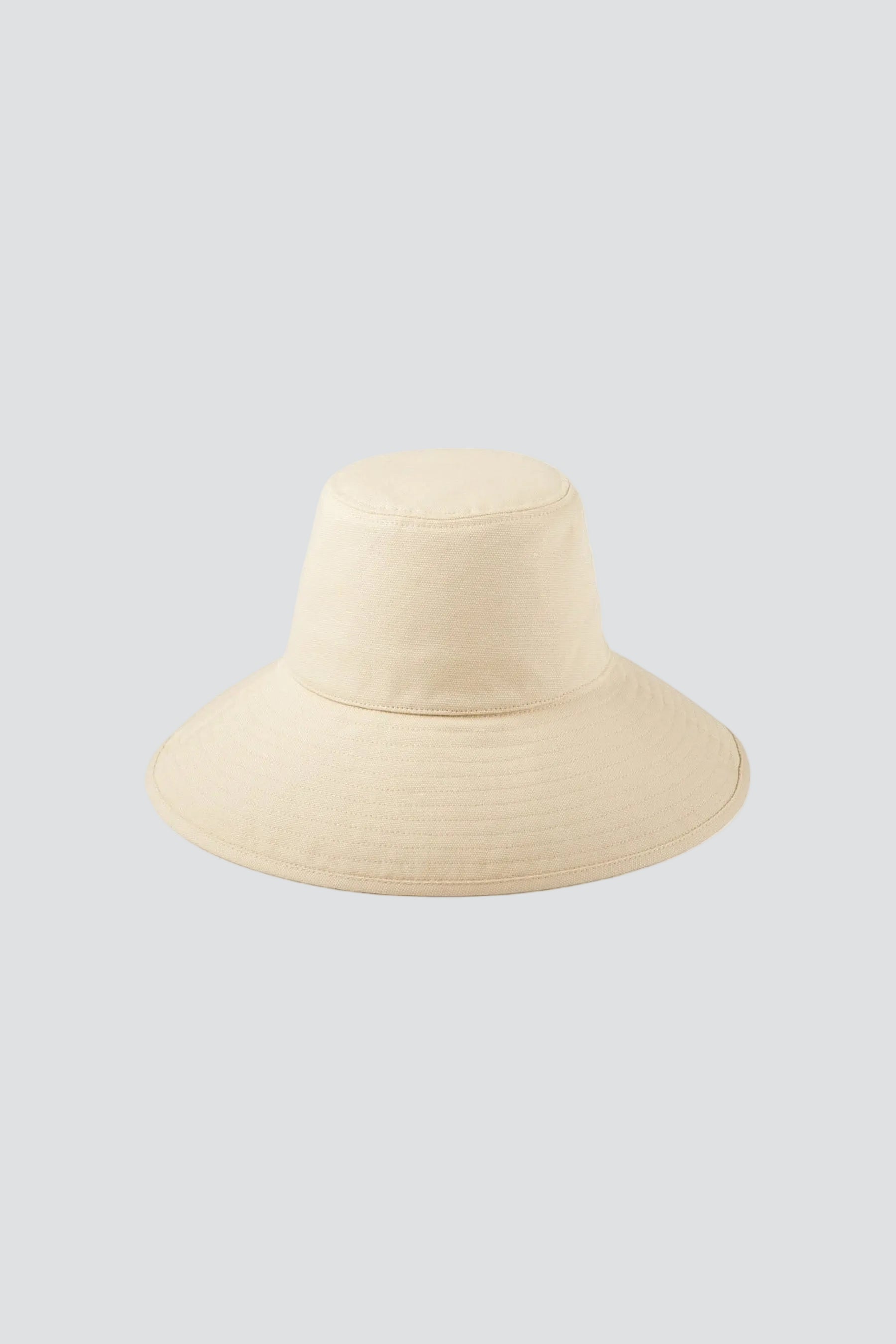 holiday-bucket-beige-canvas-1-is.jpg
