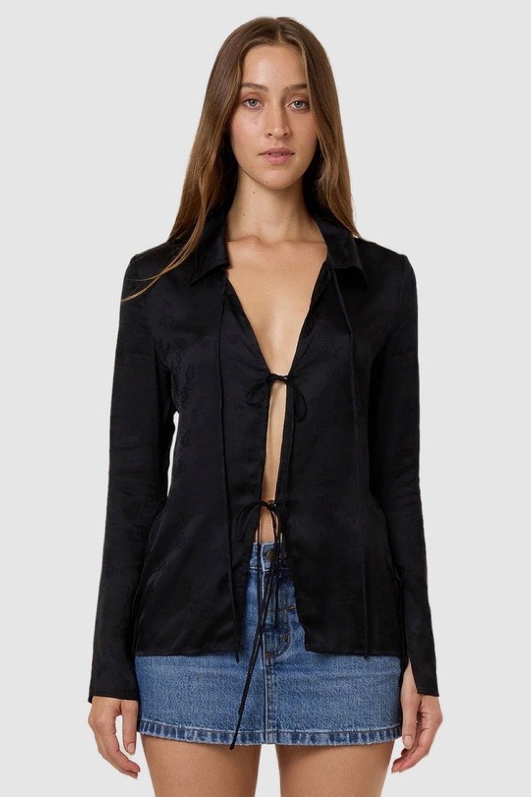 Black Lost In The Light Top