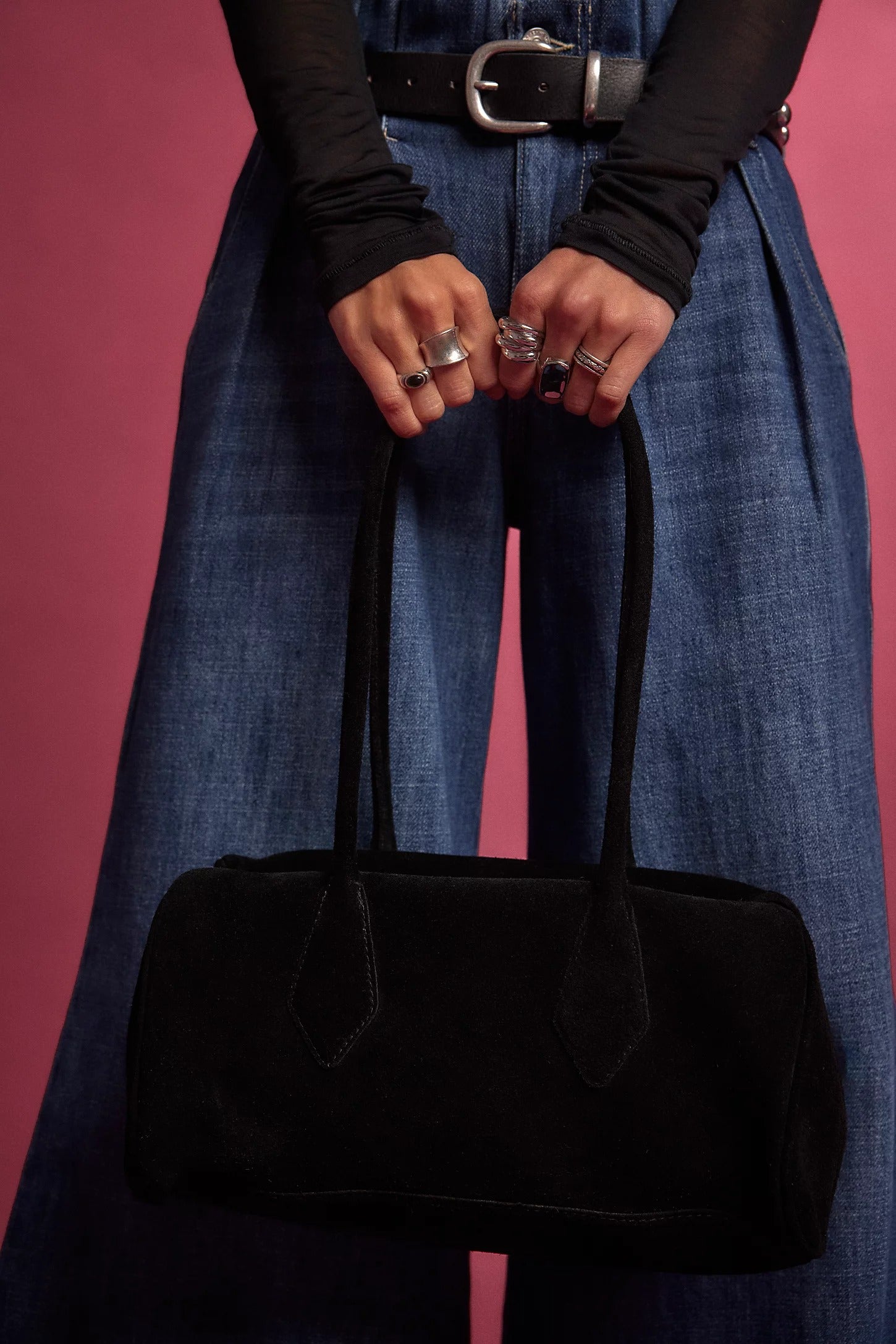 Black Sierra Shoulder Bag