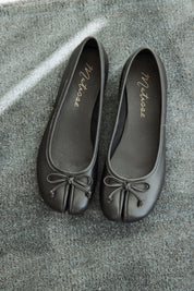Black Mason Flat