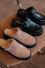 Black Lenni Mule
