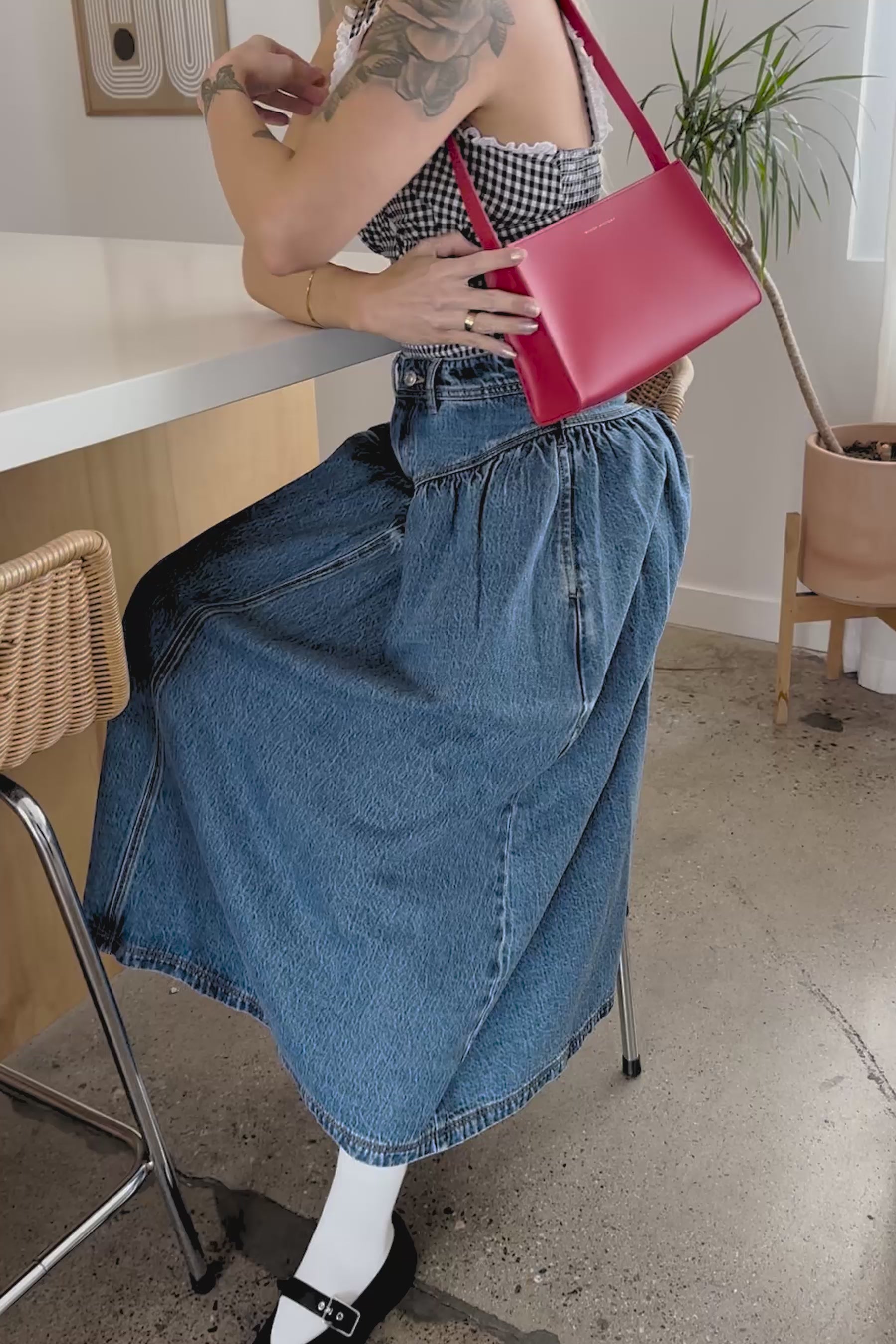 Carmen Line Shoulder Bag