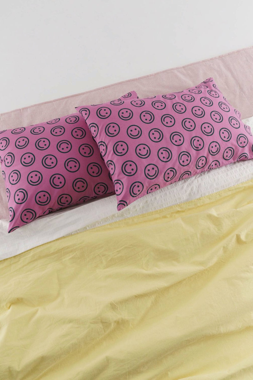 Raspberry Happy Pillow Case Set