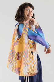 Medium Check Baggu