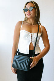 Black Channel Quilted Midi Sac