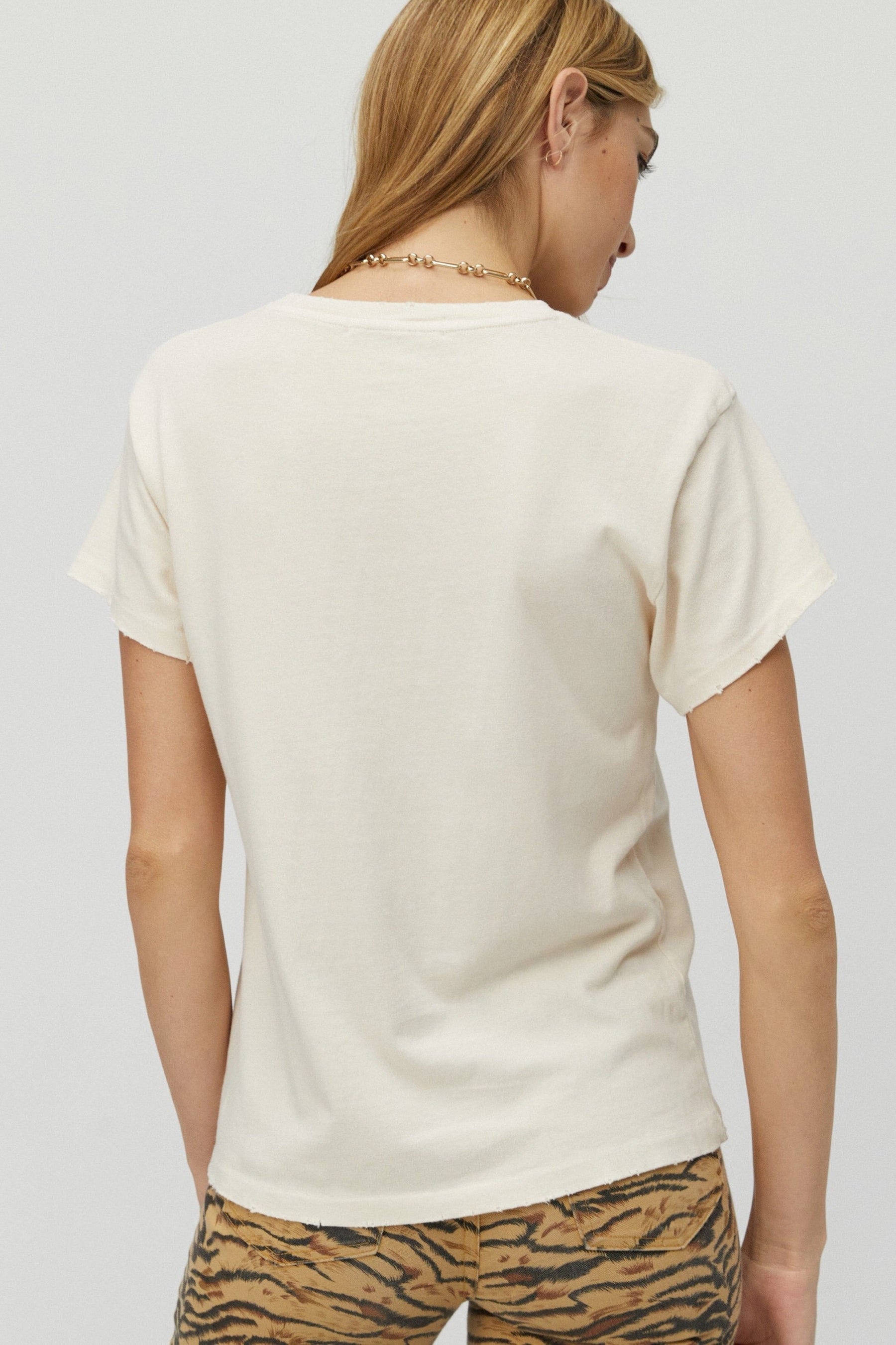 Sand Johnny Cash Outlaw Music Tour Tee