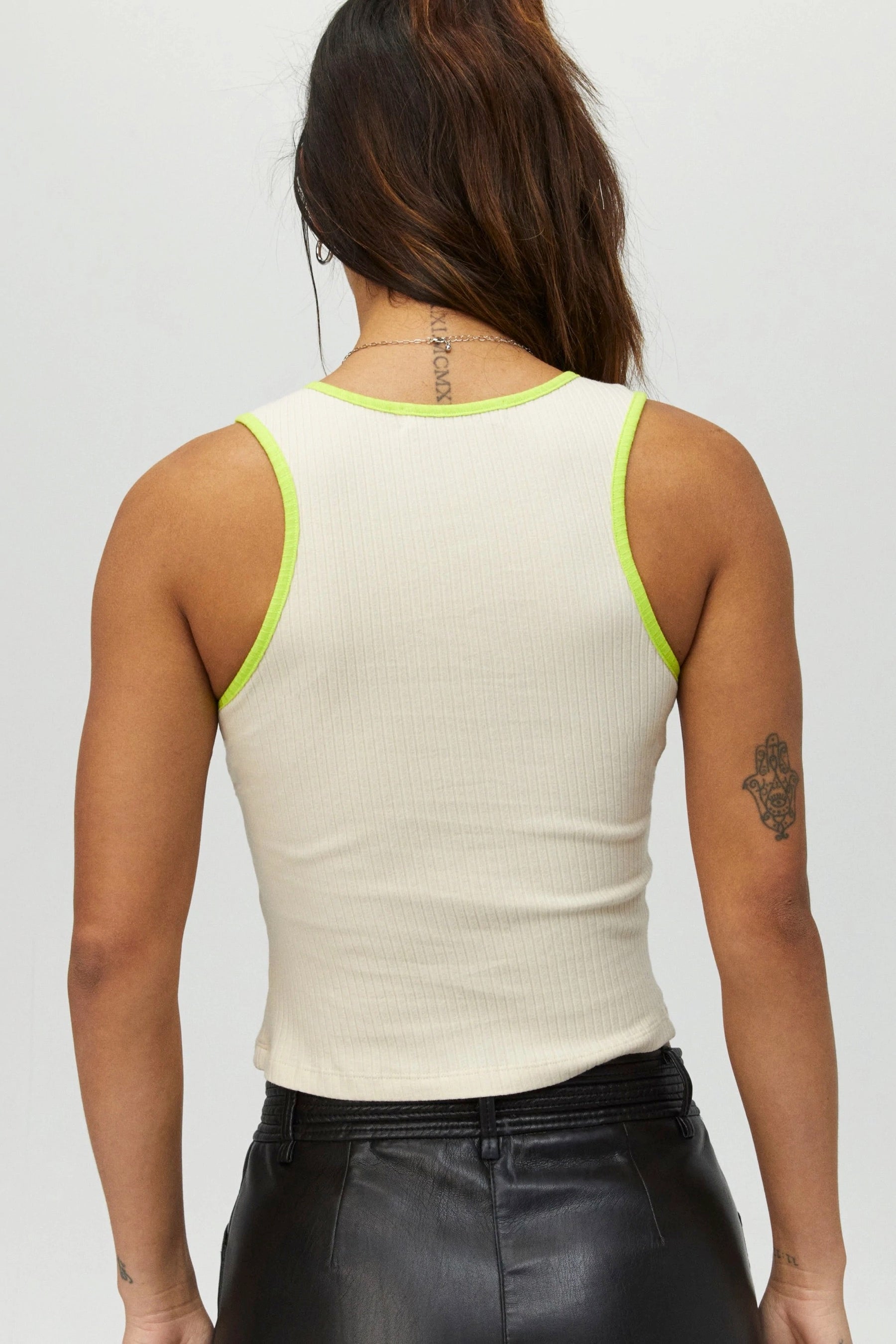 Sand Contrast V-Neck Tank