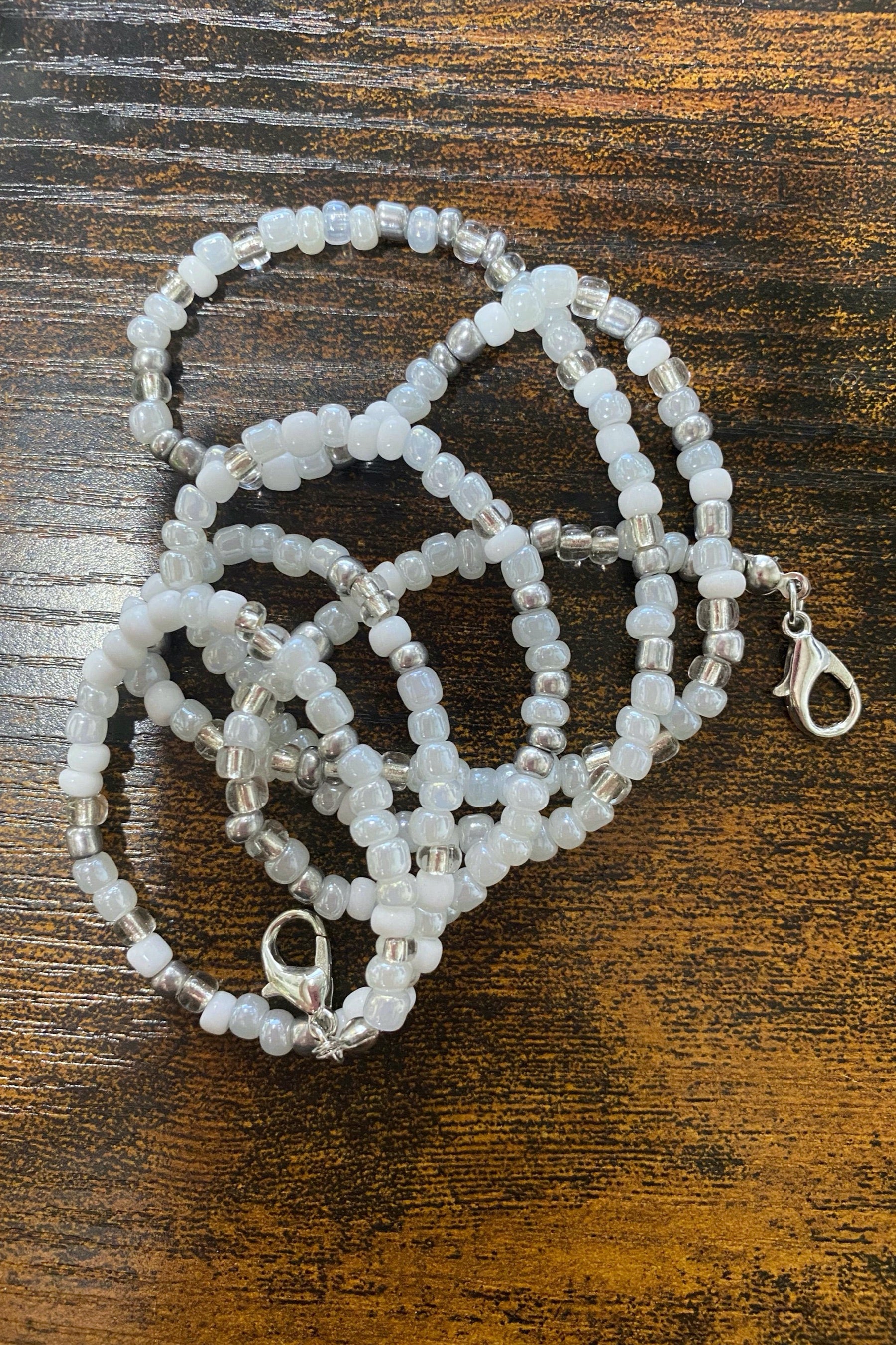 Neutral Mask + Sunglasses Chain