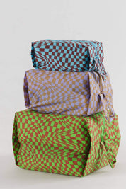 Trippy Checkers 3D Zip Set