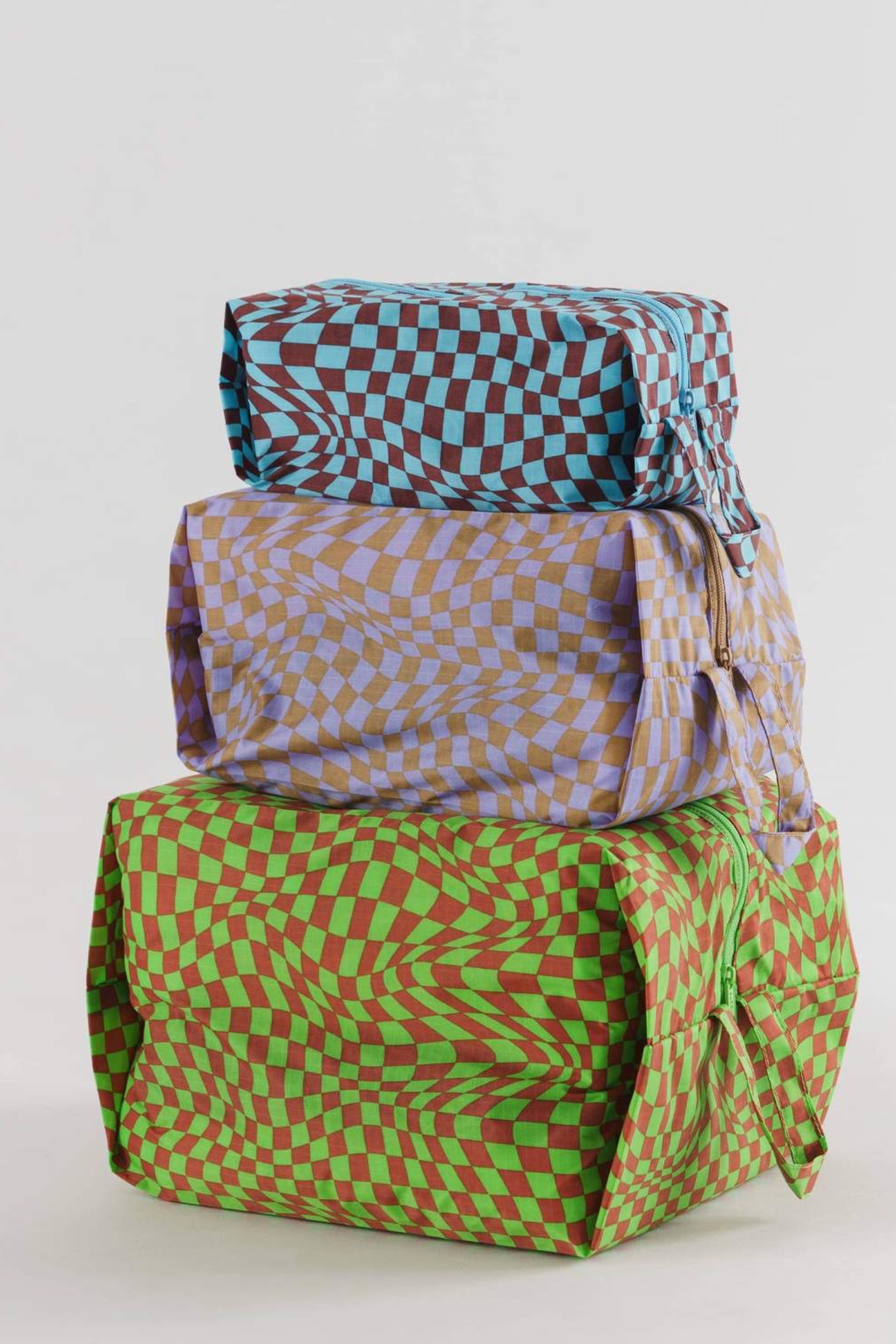 Trippy Checkers 3D Zip Set