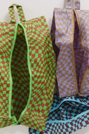 Trippy Checkers 3D Zip Set