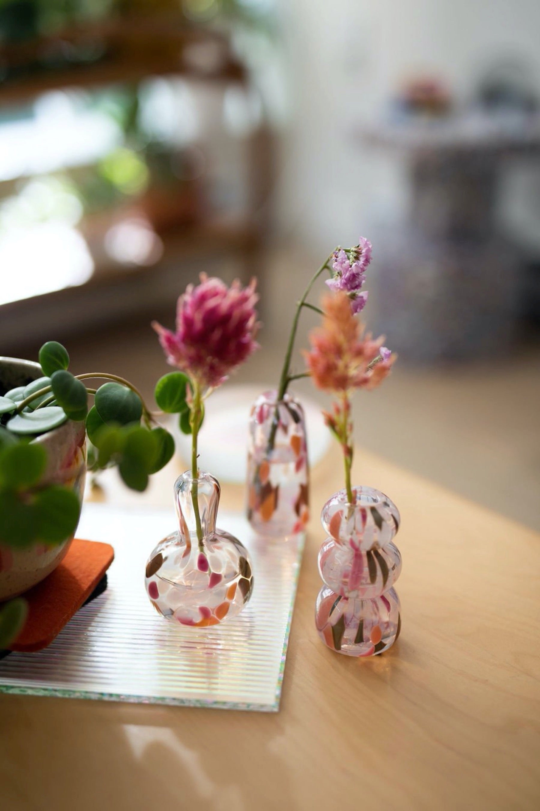 Neapolitan Mini Vase 001