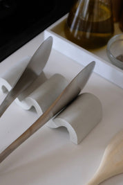 Charcoal Vija Stand