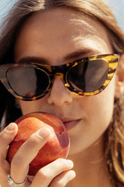 Tokyo Tortoise Flora Sunglasses