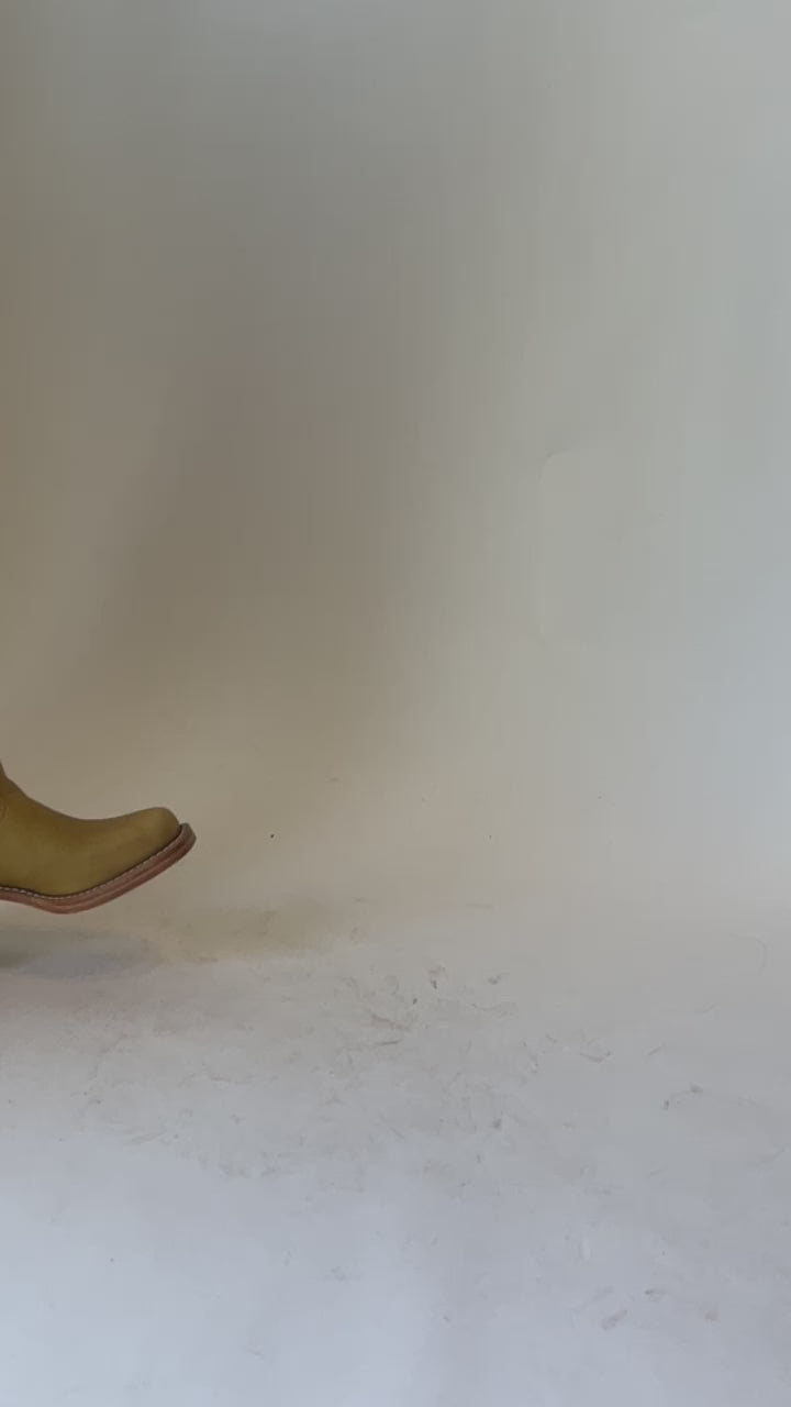 Banana Campus 14L Boot