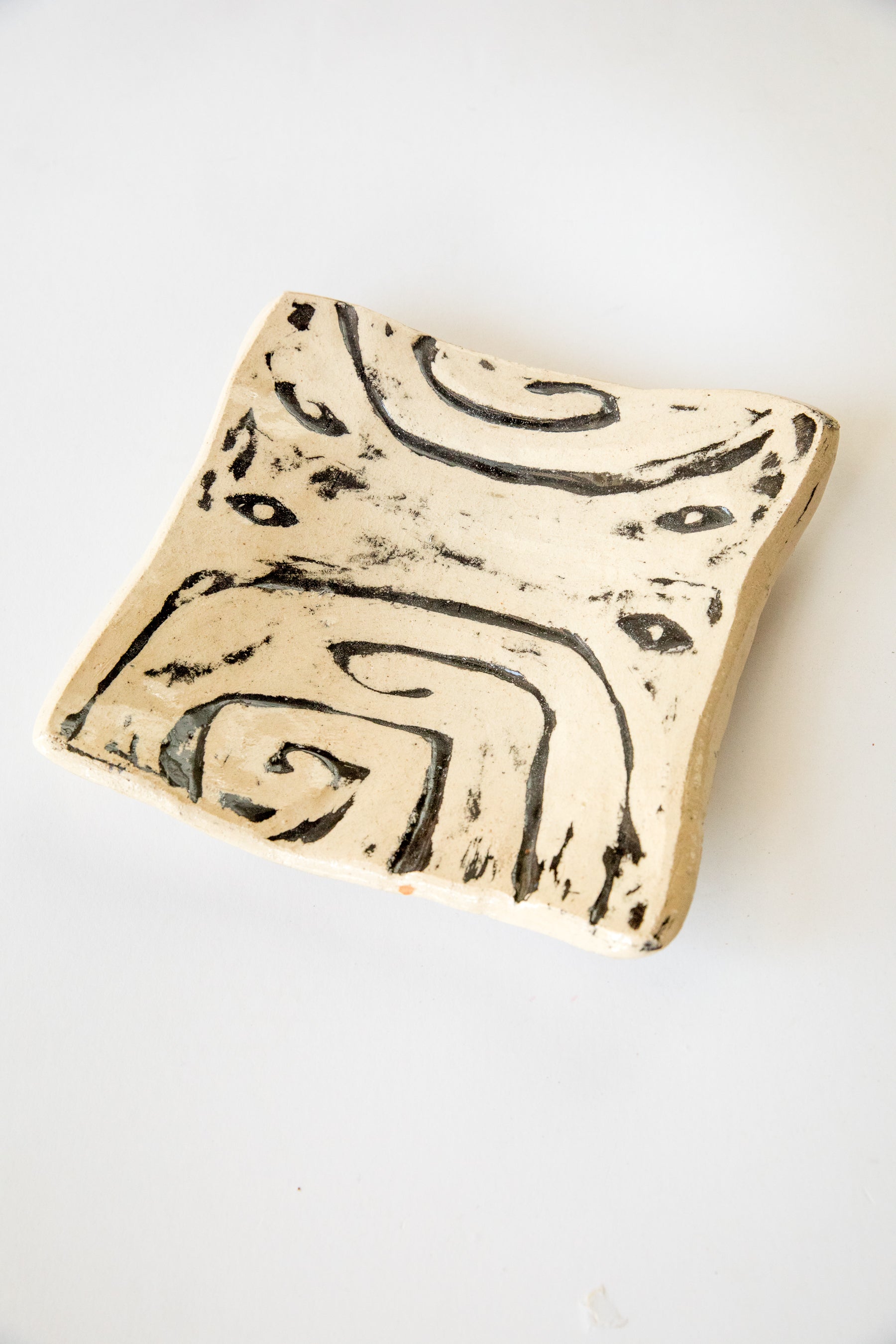 Mid Century Black + Creme Dish