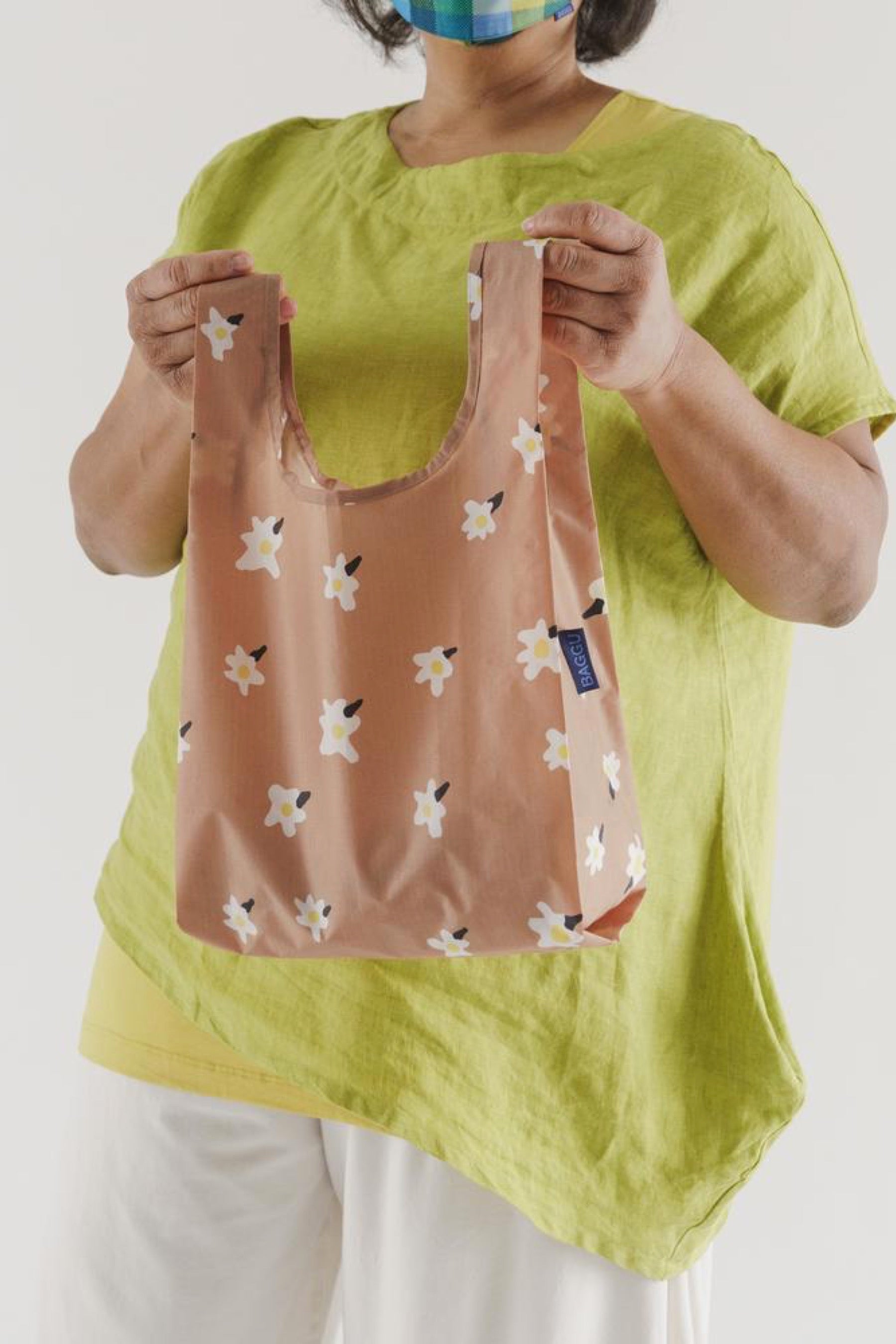 Baby Painted Daisy Baggu