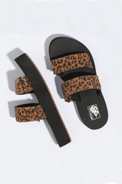 Leopard Cayucas Slide Platform