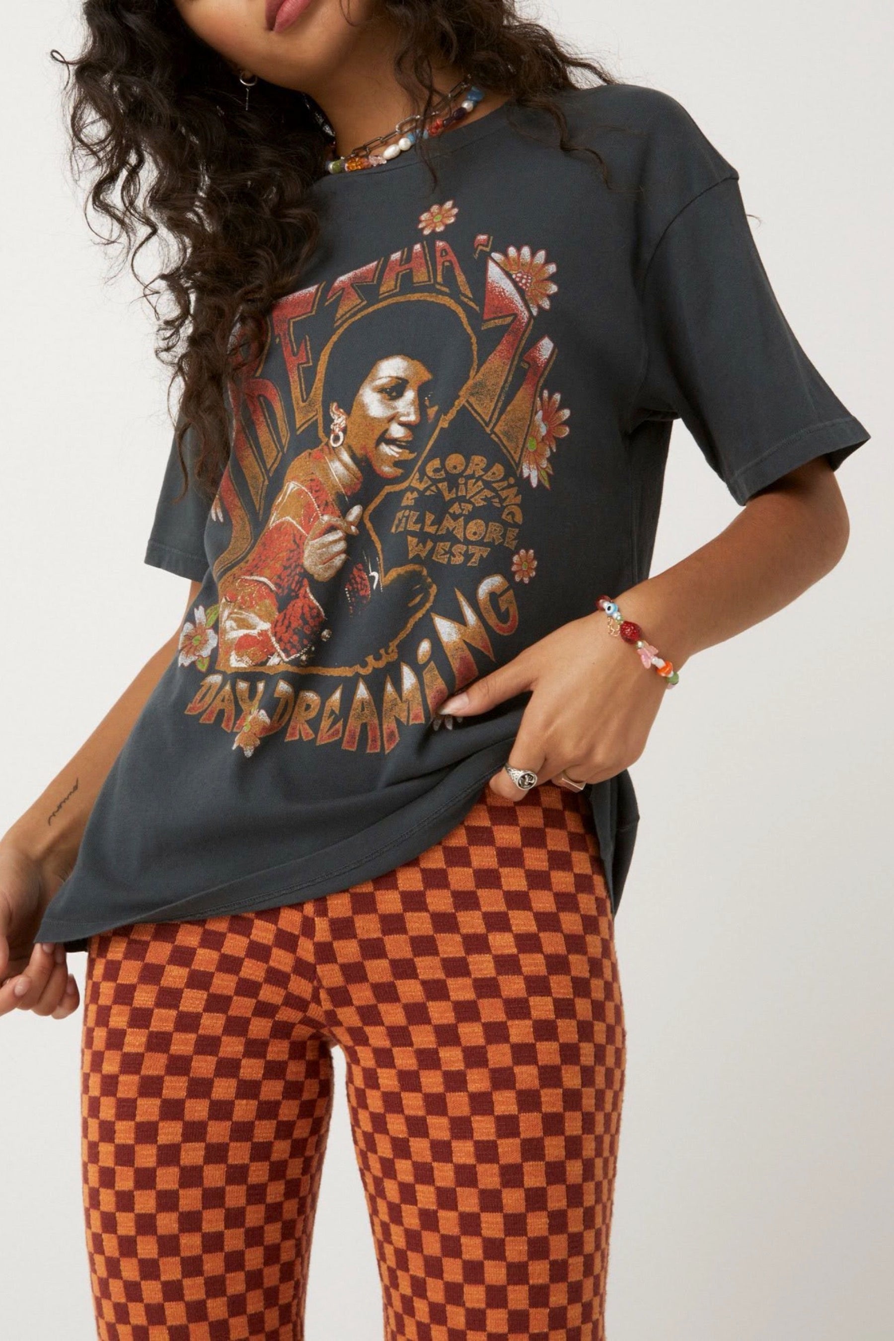 CB300ARE605_ARETHAFRANKLINDAYDREAMINGWEEKENDTEE_ECOMMCROPPED_1.jpg