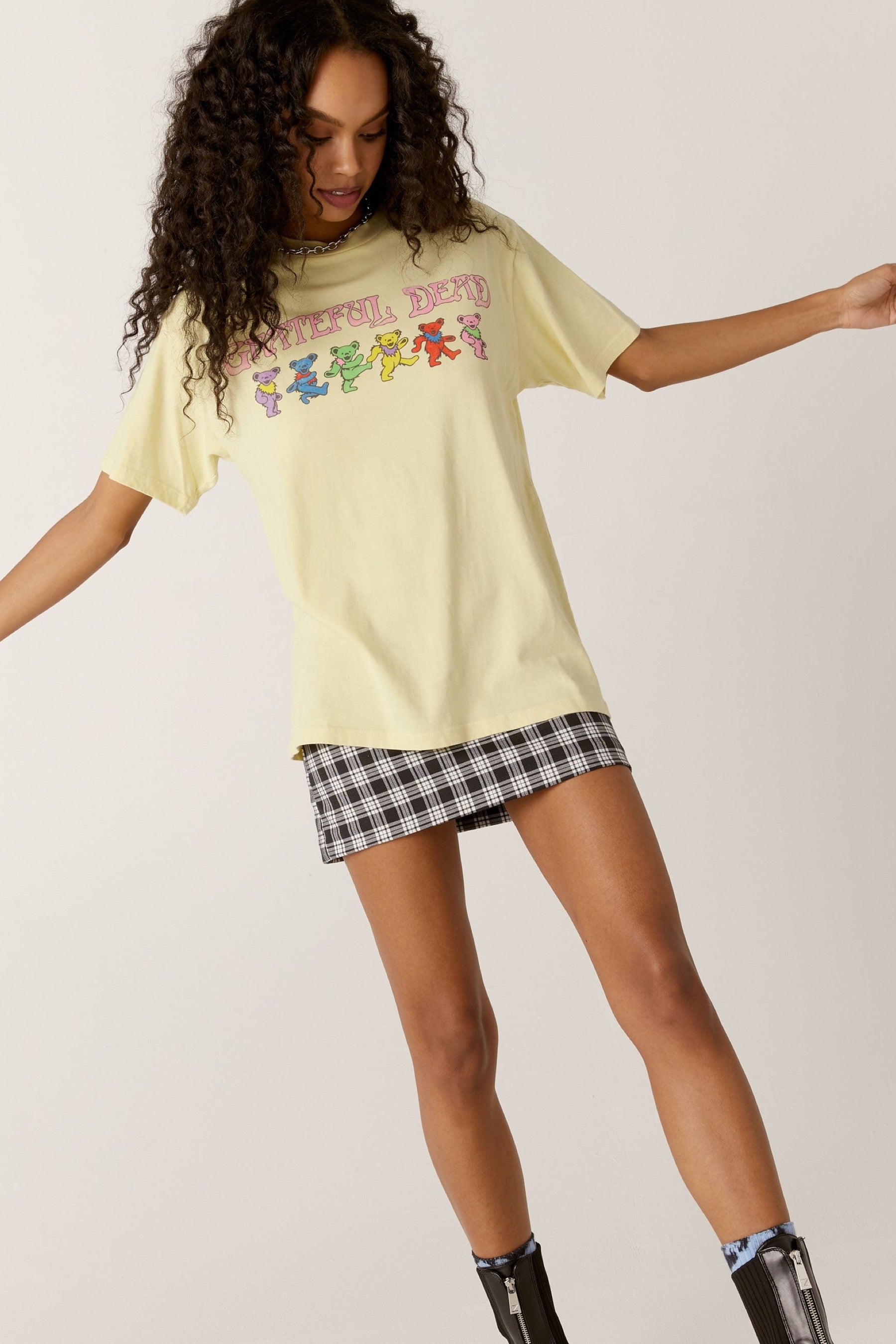 Lemon Dancing Bears Weekend Tee